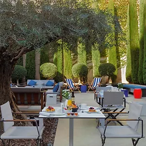 https://h10-art-gallery.catalonia-hotels.com